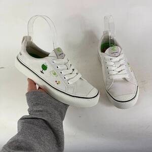 Cariuma + Peanuts Skateboard Shoes Women's 6 White Canvas Snoopy Lace Up Comfort